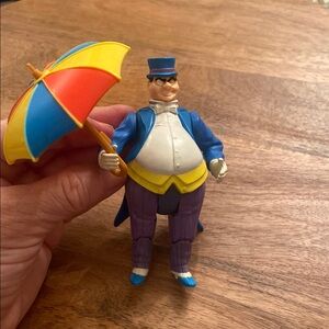 1984 Vintage Kenner Super Powers The Penguin Action Figure w/ Umprella Top